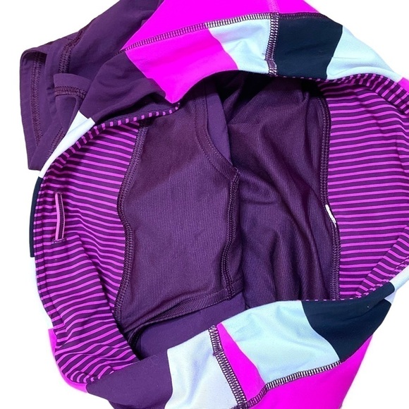 Lululemon Groovy Run Short - Picture 12 of 15